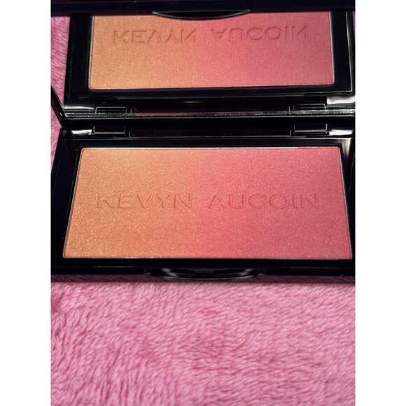 New in Box Kevyn Aucoin Neo-Blush Shade Rose Cliff Golden Rose BNIB NWT NIB - Picture 5 of 5